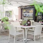 Unterbrunn & Gaestehaus Hotel