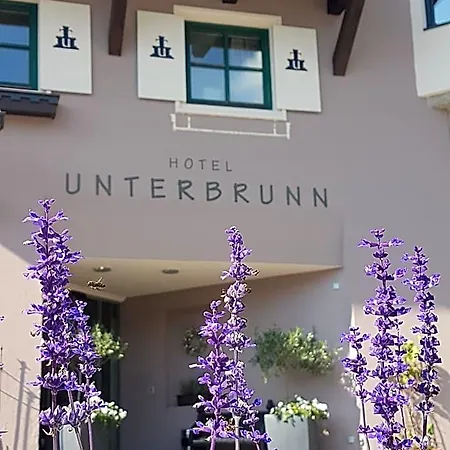 Unterbrunn & Gaestehaus Hotel