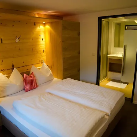 Unterbrunn & Gaestehaus Hotel Neukirchen am Großvenediger