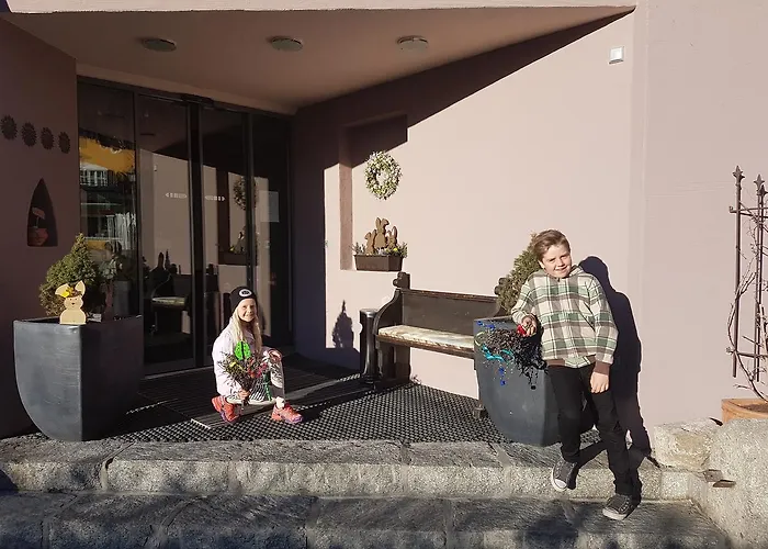 Unterbrunn & Gaestehaus Hotel 3*