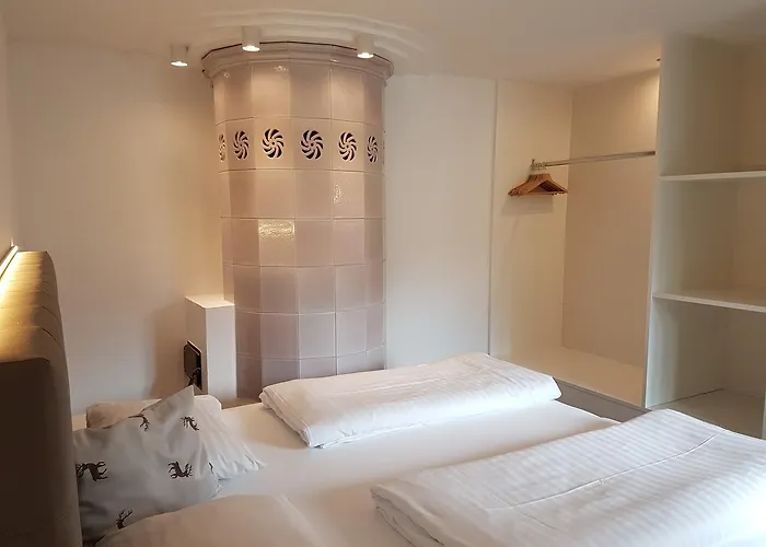 Unterbrunn & Gaestehaus 3*